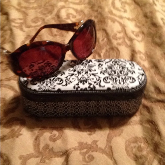 Brighton Accessories - Brighton sunglasses